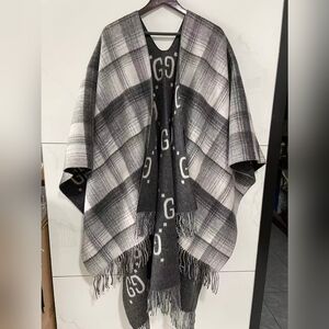 Gucci Reversible GG Wool Cape